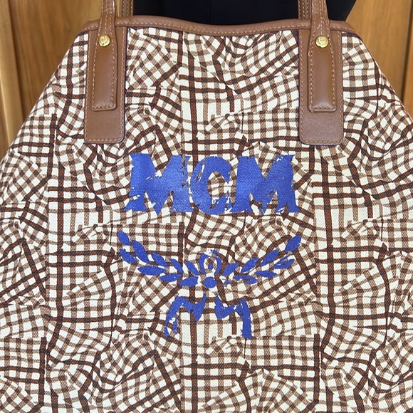 MCM Liz Reversible Large Visetos Tote Bag. Dust bag included. - Picture 5 of 9